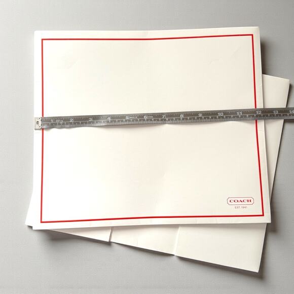 Vintage COACH Gift Box 12.5 x 10.5 x 4.5 White Red Empty - Picture 2 of 4